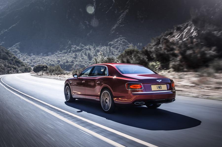  Bentley Flying Spur V8 S 2016 года  (фото 13 из 14)